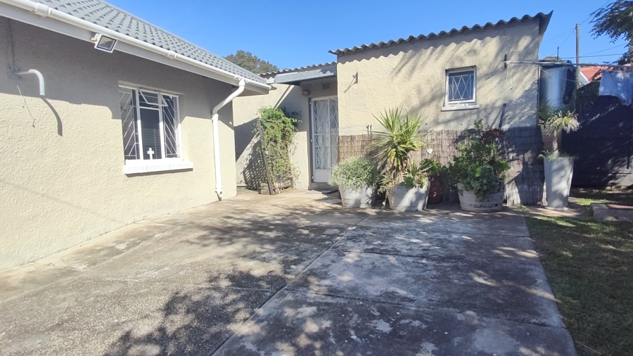 3 Bedroom Property for Sale in Kabega Park Eastern Cape
